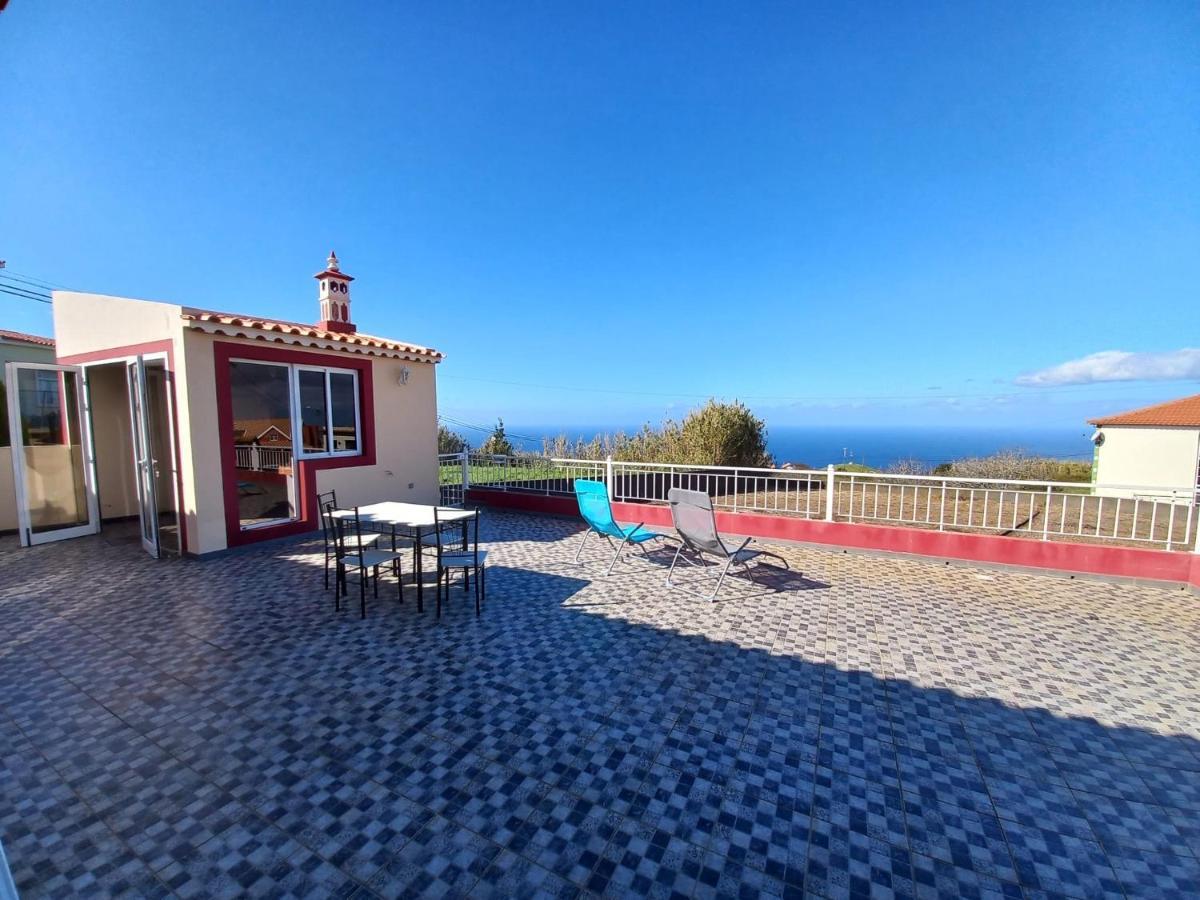 Casa Abreu Gouveia In Ponta Do Pargo Villa Calheta  Exterior photo