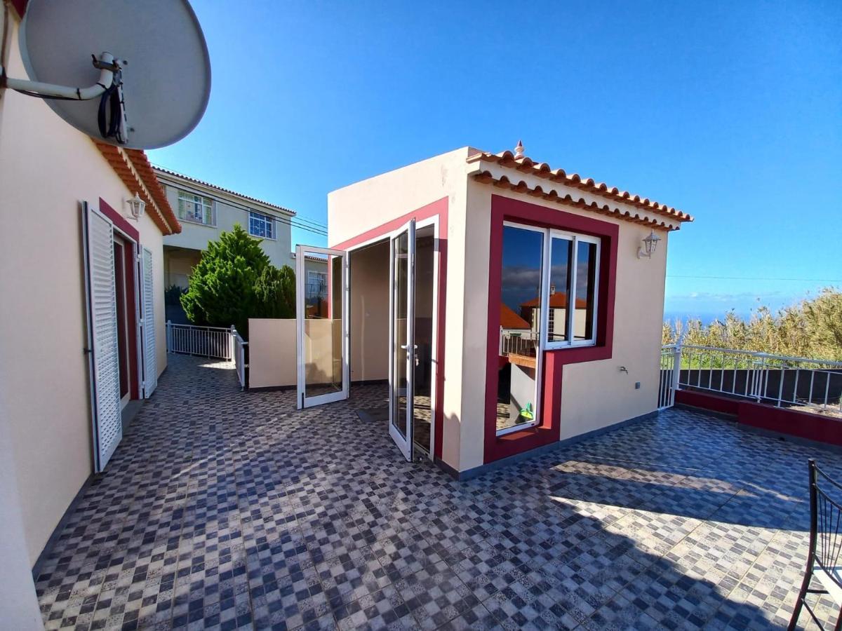 Casa Abreu Gouveia In Ponta Do Pargo Villa Calheta  Exterior photo